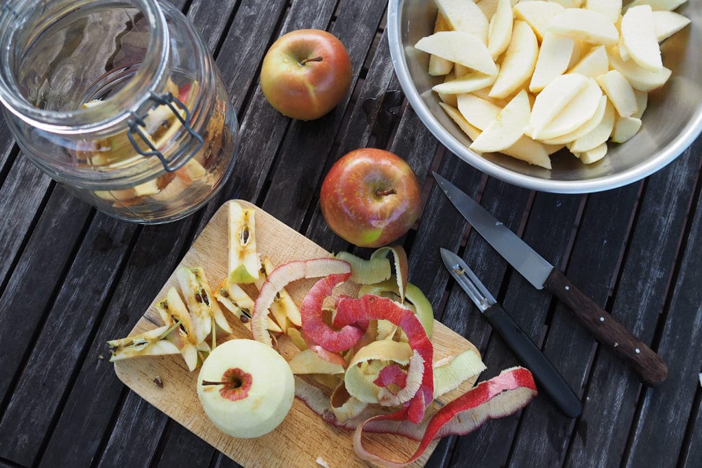 Making apple scrap vinegar